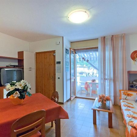 White Star Apartment Бибионе Екстериор снимка