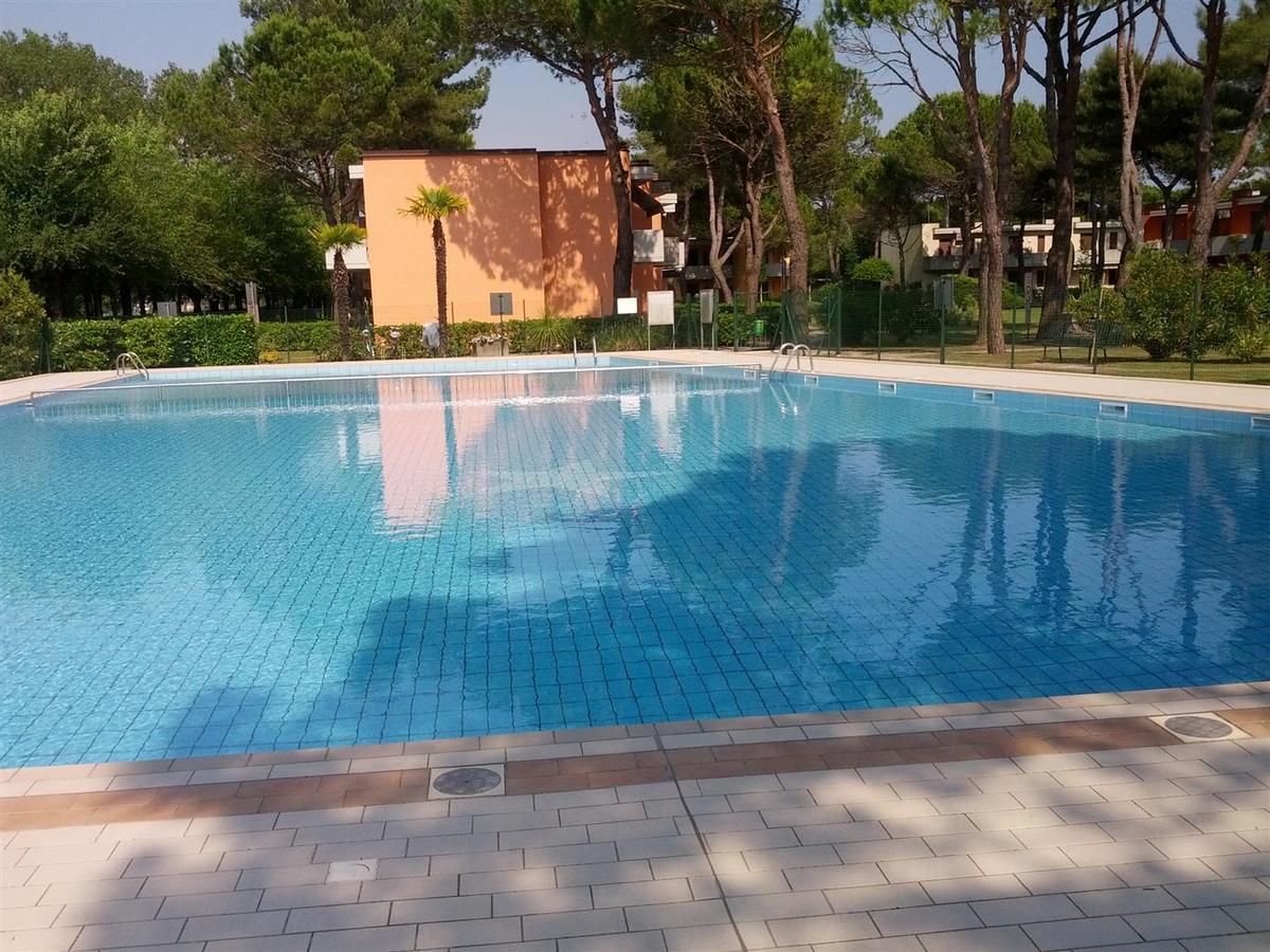 White Star Apartment Бибионе Екстериор снимка